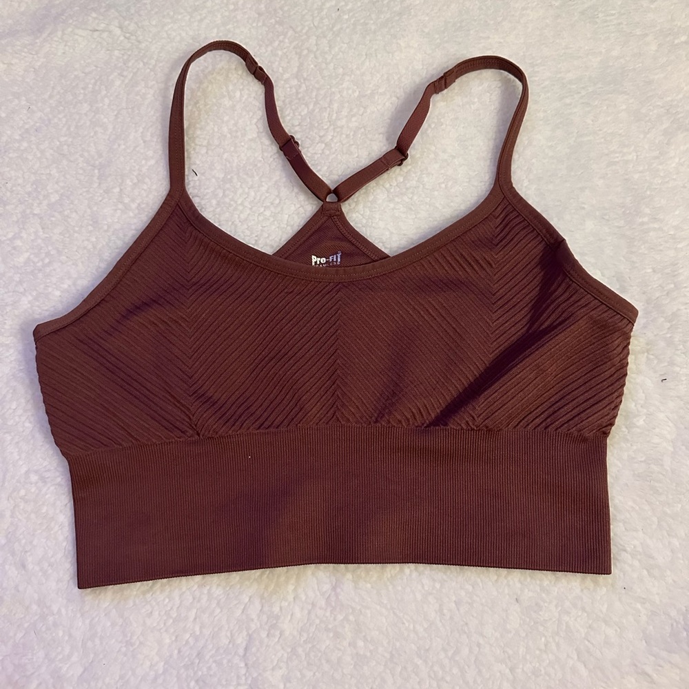 Pro- Fit Seamless sports bra! New without tags